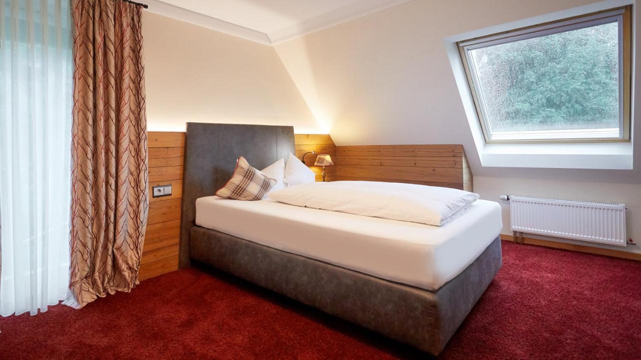 Single Room Balcony,1555746613:JPEG